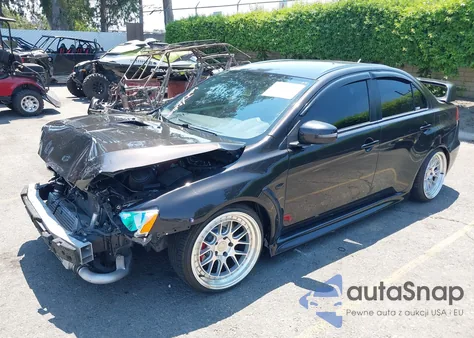 2015 Mitsubishi Lancer Evolution Gsr z USA, uszkodzony, nr VIN JA32W8FV3FU008103